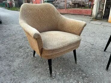Stilske garniture: Retro koktel fotelje i stočić 🪑✨ Retro koktel fotelje i stočić iz na lalafo.rs — 9 Stilske garniture: Retro koktel fotelje i stočić 🪑✨ Retro koktel fotelje i stočić iz — 9