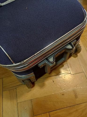 Kofer LAGUNA srednji platneni ispravan dobar plavi oko 50 /40 /25 na lalafo.rs — 7 Kofer LAGUNA srednji platneni ispravan dobar plavi oko 50 /40 /25 — 7