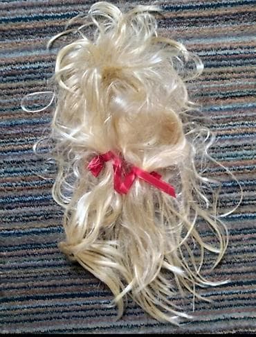 Prodajem periku za razne svečanosti,da mašnicamamože i za novu at lalafo.rs — 10 Prodajem periku za razne svečanosti,da mašnicamamože i za novu — 10