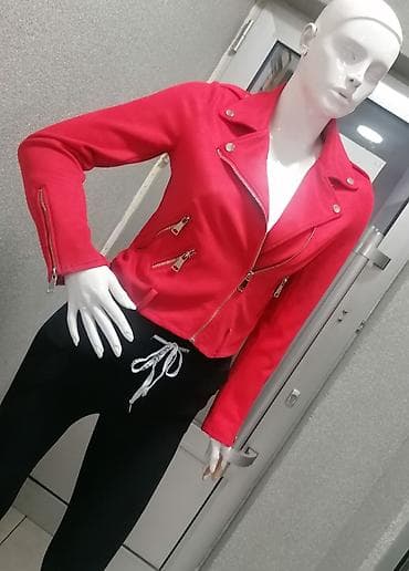 Ženska kratka jakna – biker stil - Boja: intenzivno crvena - Kroj na lalafo.rs — 2 Ženska kratka jakna – biker stil - Boja: intenzivno crvena - Kroj — 2
