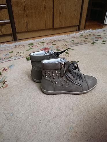 Sive ženske patike/gležnjače sa nitnama - Model: visoke na lalafo.rs — 4 Sive ženske patike/gležnjače sa nitnama - Model: visoke — 4