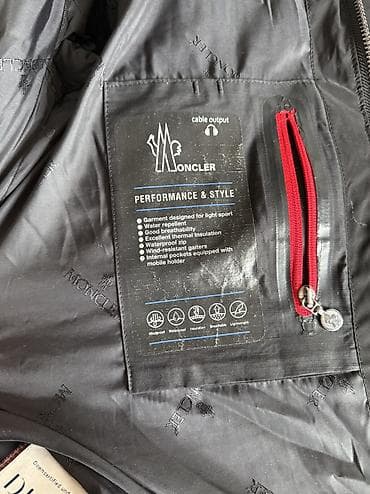 Moncler jakna duga zimska. M velicina. Par puta obucena. Ocuvana at lalafo.rs — 7 Moncler jakna duga zimska. M velicina. Par puta obucena. Ocuvana — 7