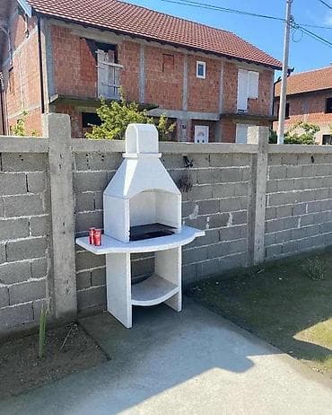 Betonski Roštilj – Beli Teraco + Rešetka Elegantan spoj estetike i na lalafo.rs — 3 Betonski Roštilj – Beli Teraco + Rešetka Elegantan spoj estetike i — 3