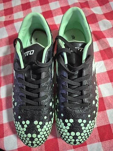 Ocuvane Lotto kopacke. br.37
Par puta obuvane na lalafo.rs — 1 Ocuvane Lotto kopacke. br.37
Par puta obuvane — 1