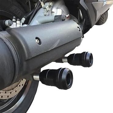 Transport: Set od dva klizača za ram motocikla, dizajniranih da pruže zaštitu u at lalafo.rs — 2 Transport: Set od dva klizača za ram motocikla, dizajniranih da pruže zaštitu u — 2