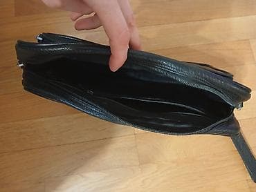 Muška kožna torbica/neseser sa ručkom Mona za nošenje oko zgloba. - at lalafo.rs — 3 Muška kožna torbica/neseser sa ručkom Mona za nošenje oko zgloba. - — 3