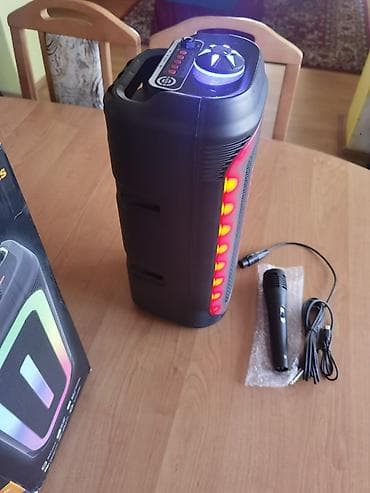 Na prodaju NOV bluetooth zvučnik. Odlično se čuje, jako lepog izgleda na lalafo.rs — 5 Na prodaju NOV bluetooth zvučnik. Odlično se čuje, jako lepog izgleda — 5