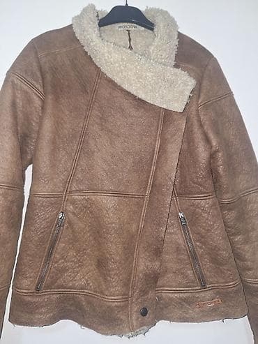 Moscow jaknica vel xs kao nova 2000 din na lalafo.rs — 2 Moscow jaknica vel xs kao nova 2000 din — 2