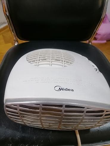 Grejalica duvaljka MIDEA 2000W dobra. Mirjevo at lalafo.rs — 4 Grejalica duvaljka MIDEA 2000W dobra. Mirjevo — 4