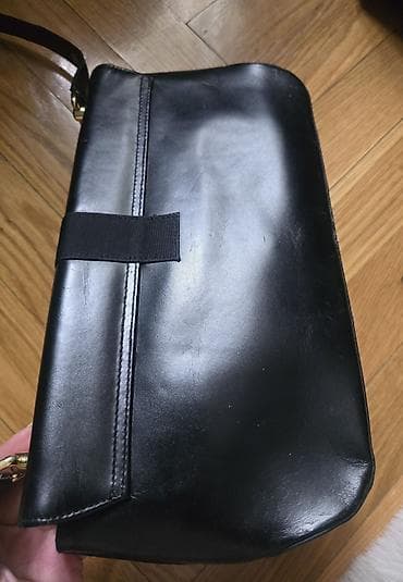 Salvatore Ferragamo Vintage Black Leather Vara Wallet with Leather at lalafo.rs — 3 Salvatore Ferragamo Vintage Black Leather Vara Wallet with Leather — 3