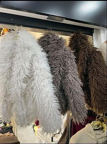 Ženska jakna od veštačkog krzna – shaggy/fuzzy stil - Model: kratka na lalafo.rs — 2 Ženska jakna od veštačkog krzna – shaggy/fuzzy stil - Model: kratka — 2