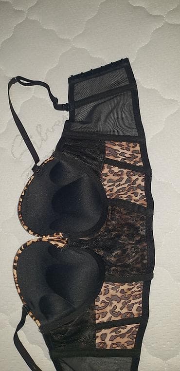 Korset brus leopard dezen s,m
kao nov,kvalitetan sa cipkom.
Akcija na lalafo.rs — 5 Korset brus leopard dezen s,m
kao nov,kvalitetan sa cipkom.
Akcija — 5