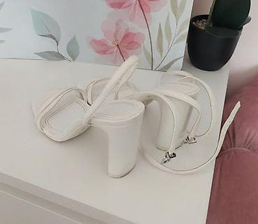 Ženske sandale na štiklu – elegantne, krem/belo-bež boje. - na lalafo.rs — 2 Ženske sandale na štiklu – elegantne, krem/belo-bež boje. - — 2