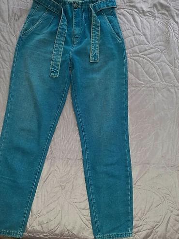 pantalone butiku ali: Farke kao nove,nošene par puta.
Veličina 27
Cena 1000din na lalafo.rs — 4 pantalone butiku ali: Farke kao nove,nošene par puta.
Veličina 27
Cena 1000din — 4