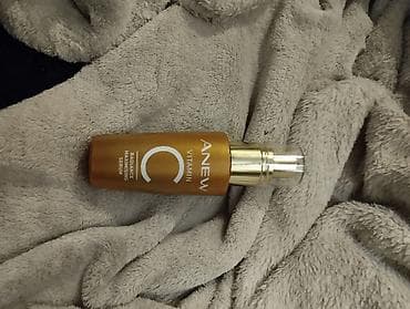 - Avon parfemi kreme za ruke i telo kupka za telo mleko za telo maske na lalafo.rs — 7 - Avon parfemi kreme za ruke i telo kupka za telo mleko za telo maske — 7