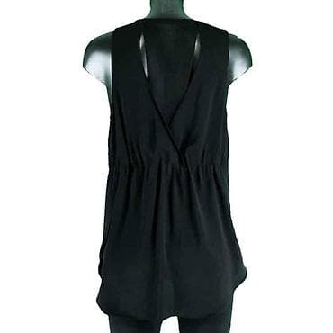 Bluza guess, vel. M marka: guess veličina: m materijal: poliester na lalafo.rs — 3 Bluza guess, vel. M marka: guess veličina: m materijal: poliester — 3