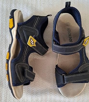 Kids' Footwear: ACTION BOY
sandale za dečake
Veličina 33ug 21 cm
nosene
Cena 600 din at lalafo.rs — 3 Kids' Footwear: ACTION BOY
sandale za dečake
Veličina 33ug 21 cm
nosene
Cena 600 din — 3