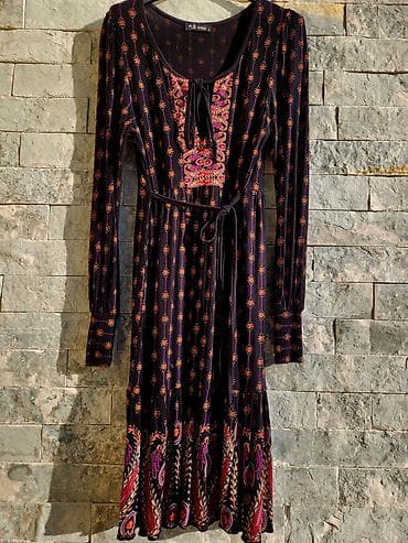 Haljina M vel, nema oštećenja na lalafo.rs Haljina M vel, nema oštećenja
