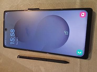 Samsung Galaxy S22 Ultra sa S Pen olovkom - Ekran: veliki AMOLED na lalafo.rs — 3 Samsung Galaxy S22 Ultra sa S Pen olovkom - Ekran: veliki AMOLED — 3