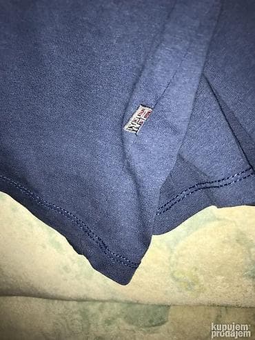 Original NAPAPIJRI majica L 100% cotton Ramena 49cm, duzina 75cm na lalafo.rs — 2 Original NAPAPIJRI majica L 100% cotton Ramena 49cm, duzina 75cm — 2