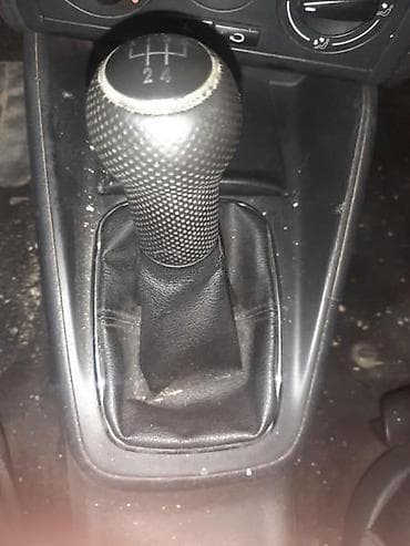 RUCICA MENJACA ZA VOLKSWAGEN GOLF 4 | Rucica menjaca za Golfa 4 5 na lalafo.rs RUCICA MENJACA ZA VOLKSWAGEN GOLF 4 | Rucica menjaca za Golfa 4 5