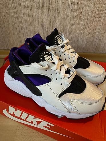 Trainers: Nike Huarache – ženske patike - Model: Nike Air Huarache (šifra na at lalafo.rs — 1 Trainers: Nike Huarache – ženske patike - Model: Nike Air Huarache (šifra na — 1