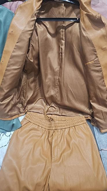 Zara, L, bоја - Zelena na lalafo.rs — 7 Zara, L, bоја - Zelena — 7