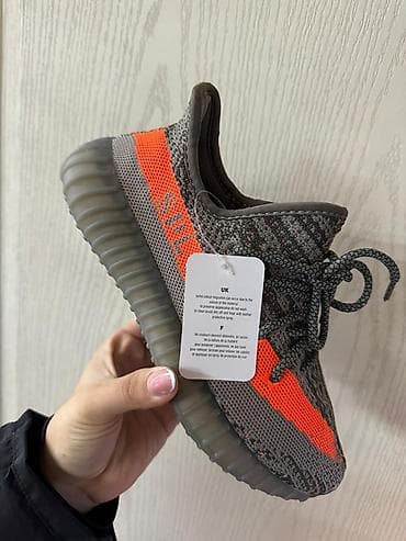 Trainers: Yeezy modeli od 36 do 46 za samo 4000 din
pb at lalafo.rs — 2 Trainers: Yeezy modeli od 36 do 46 za samo 4000 din
pb — 2