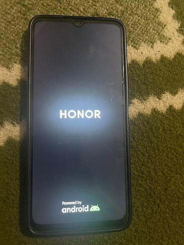 HONOR Android pametni telefon - Ekran sa “waterdrop” notch-om na vrhu na lalafo.rs — 1 HONOR Android pametni telefon - Ekran sa “waterdrop” notch-om na vrhu — 1