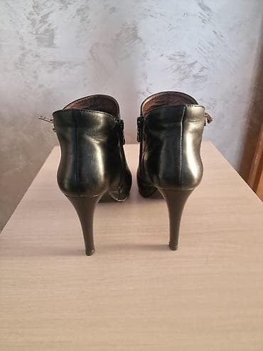 Ženske kožne gležnjače na štiklu - Materijal: prirodna koža spolja na lalafo.rs — 4 Ženske kožne gležnjače na štiklu - Materijal: prirodna koža spolja — 4