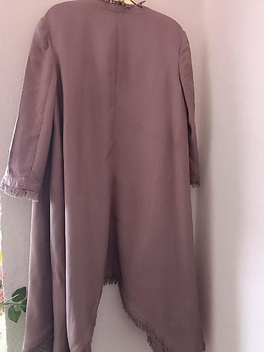 kom sa etiketom: Elisabetta Franchi kaput/ležerni mantil - Model: otvoreni kaput bez at lalafo.rs — 2 kom sa etiketom: Elisabetta Franchi kaput/ležerni mantil - Model: otvoreni kaput bez — 2