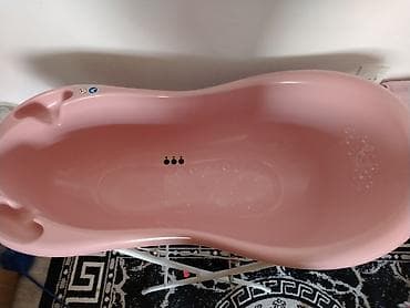 Korito i stalak za bebe devojcice malo koriscena kao nova ima za na lalafo.rs — 2 Korito i stalak za bebe devojcice malo koriscena kao nova ima za — 2