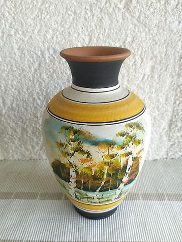 Vases and pots: Terakota Ručno Oslikana Veća Vazna 80s - 26 cm Stanje: Nekorišćeno at lalafo.rs — 1 Vases and pots: Terakota Ručno Oslikana Veća Vazna 80s - 26 cm Stanje: Nekorišćeno — 1