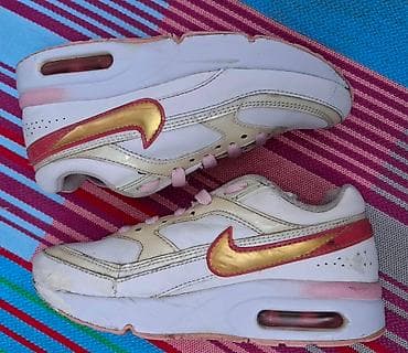 Nike air max ORIGINAL patike za male devojčice Veličina 30 ug 18.5 na lalafo.rs Nike air max ORIGINAL patike za male devojčice Veličina 30 ug 18.5