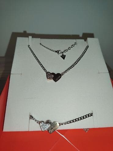 Guess set nakita – ogrlica i narukvica - Brend: Guess - Materijal at lalafo.rs — 1 Guess set nakita – ogrlica i narukvica - Brend: Guess - Materijal — 1
