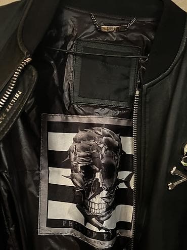 Prodajem original Philipp Plein koznu jaknu (meka jagnjeca koza). Par na lalafo.rs — 2 Prodajem original Philipp Plein koznu jaknu (meka jagnjeca koza). Par — 2