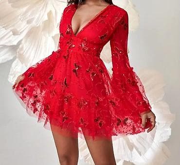 dve suknje po: Crvena mini haljina od tila sa šljokičastim vezom - Kroj: mini at lalafo.rs — 3 dve suknje po: Crvena mini haljina od tila sa šljokičastim vezom - Kroj: mini — 3