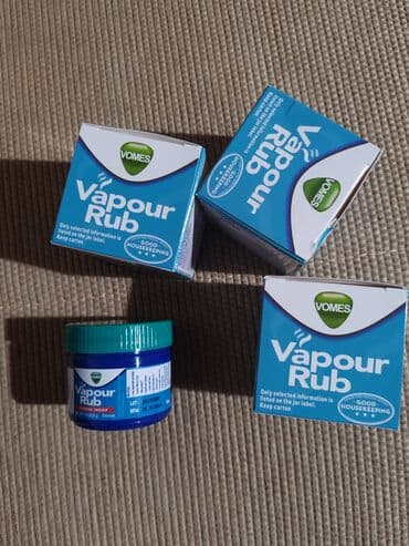 Ostali medicinski proizvodi: VOMES Vapour Rub – mentolna mast za utrljavanje - Brend: VOMES - na lalafo.rs Ostali medicinski proizvodi: VOMES Vapour Rub – mentolna mast za utrljavanje - Brend: VOMES -