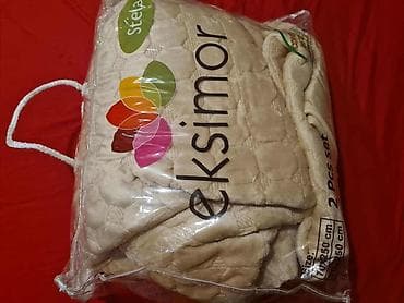 2 komada flekera veličine 70 x 240 dostupno odmah at lalafo.rs — 3 2 komada flekera veličine 70 x 240 dostupno odmah — 3