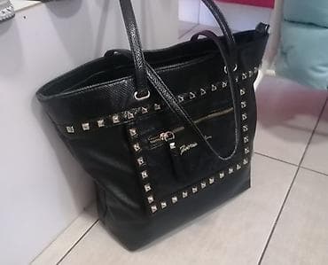 Vrhunska torba.
Uvoz pariz.
Odlican kvalitet
Malo nošena at lalafo.rs — 3 Vrhunska torba.
Uvoz pariz.
Odlican kvalitet
Malo nošena — 3