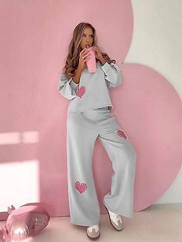 Women's Sweatsuits: ❤️Ženski komplet trenerke sa srcima❤️
2400
Din at lalafo.rs — 2 Women's Sweatsuits: ❤️Ženski komplet trenerke sa srcima❤️
2400
Din — 2