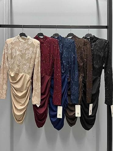 Personal Items: Elegantna mini haljina sa dugim rukavima i šljokičastim aplikacijama at lalafo.rs — 3 Personal Items: Elegantna mini haljina sa dugim rukavima i šljokičastim aplikacijama — 3