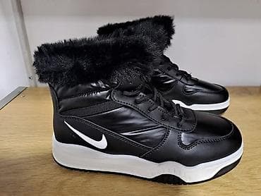 Snegarice
toplo postavljene at lalafo.rs — 2 Snegarice
toplo postavljene — 2