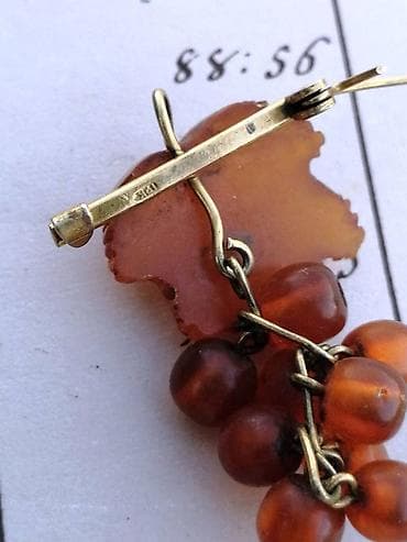 Sport & Hobby: Vintage Broš Baltic Amber POZLATA Baltički ćilibar Vintage iz 1970-ih at lalafo.rs — 3 Sport & Hobby: Vintage Broš Baltic Amber POZLATA Baltički ćilibar Vintage iz 1970-ih — 3