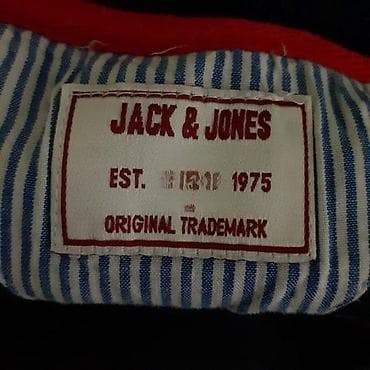 Dukser jack&jones, vel. L marka: jack&jones veličina: l at lalafo.rs — 7 Dukser jack&jones, vel. L marka: jack&jones veličina: l — 7