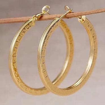 za svaki dan: Zlatne minđuše kružnog oblika – elegantne obruče - Materijal: metal at lalafo.rs — 3 za svaki dan: Zlatne minđuše kružnog oblika – elegantne obruče - Materijal: metal — 3