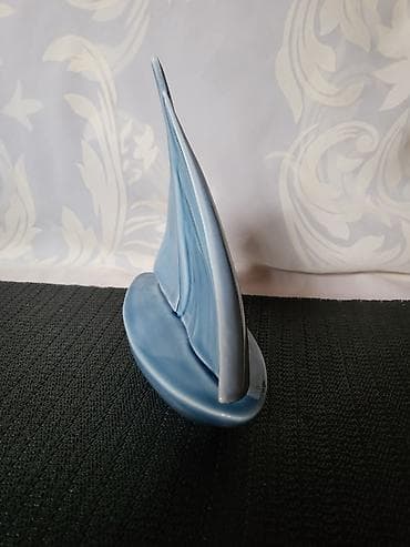 Figura nova,vintaz camca. Figura broda sa glazurom,sve na njoj odsjaj na lalafo.rs — 4 Figura nova,vintaz camca. Figura broda sa glazurom,sve na njoj odsjaj — 4
