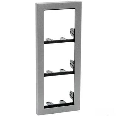 COMELIT 3311/3S Montažni ram 🔧 Montažni ram za 3 interfonska modula na lalafo.rs COMELIT 3311/3S Montažni ram 🔧 Montažni ram za 3 interfonska modula