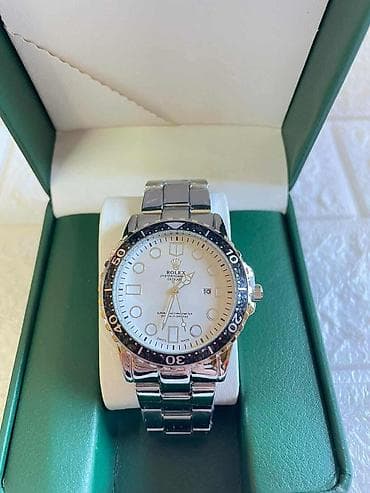 Cena:2900din (Samo sat)
3300din (Sat sa kutijom) na lalafo.rs — 9 Cena:2900din (Samo sat)
3300din (Sat sa kutijom) — 9