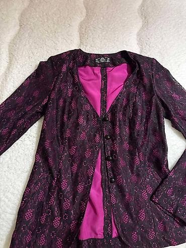 Blazers: Divan potpuno ocuvan Mona sako - blejzer, moze biti i kosulja jer je at lalafo.rs — 5 Blazers: Divan potpuno ocuvan Mona sako - blejzer, moze biti i kosulja jer je — 5